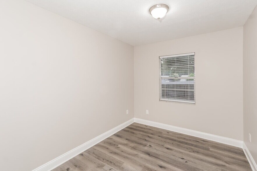 Building Photo - 4914 Reagan Ave