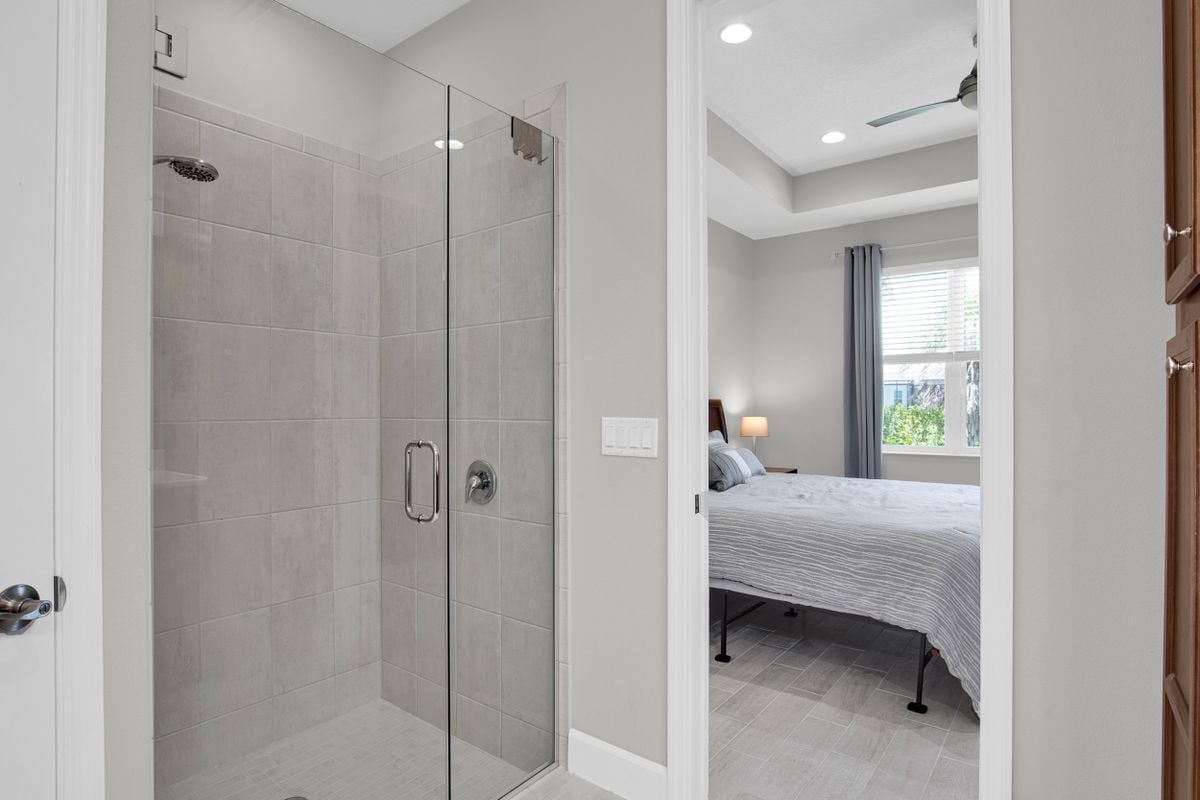 Building Photo - 109 Salt Shaker St