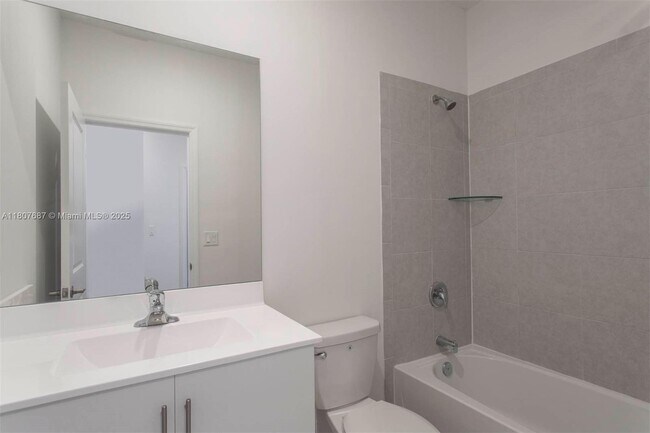 Building Photo - 28617 SW 133rd Pl