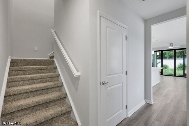 Building Photo - 27907 Radiant Ct