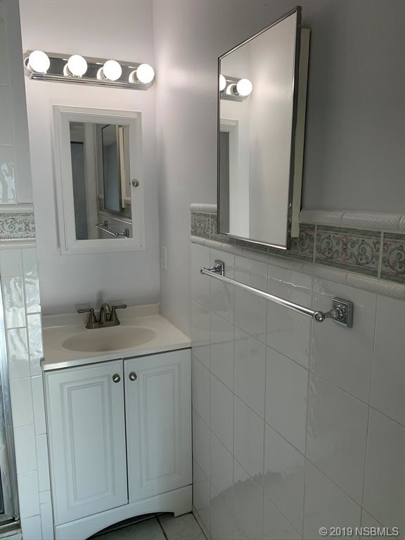 Building Photo - 3404 Juniper Dr