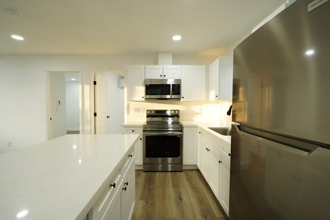 Building Photo - 925 Ohio St