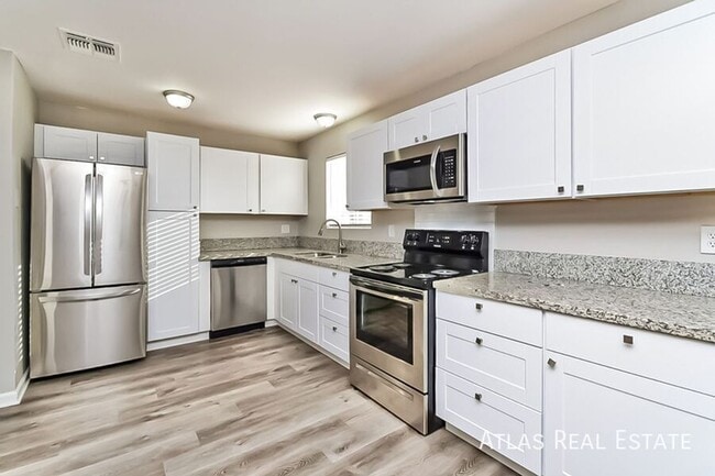 Building Photo - 4657 S Paseo Don Carlos