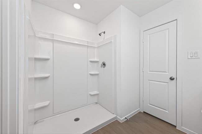 Building Photo - 6273 Alder Crk Dr