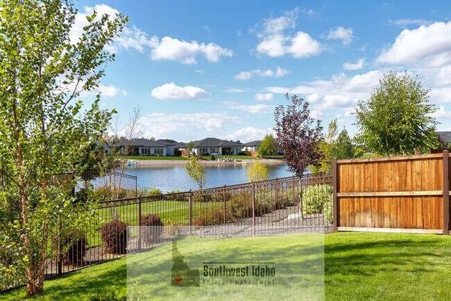 Building Photo - 7655 W Meltwater Ln