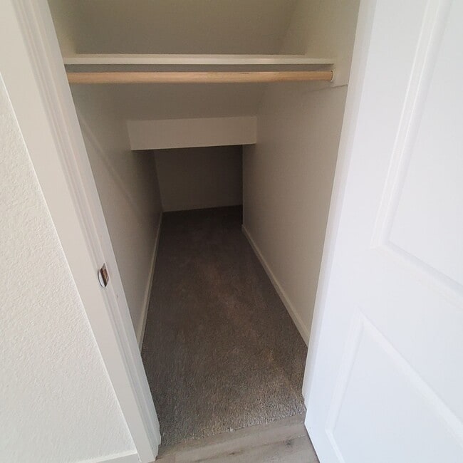 Building Photo - 2209 George Dr