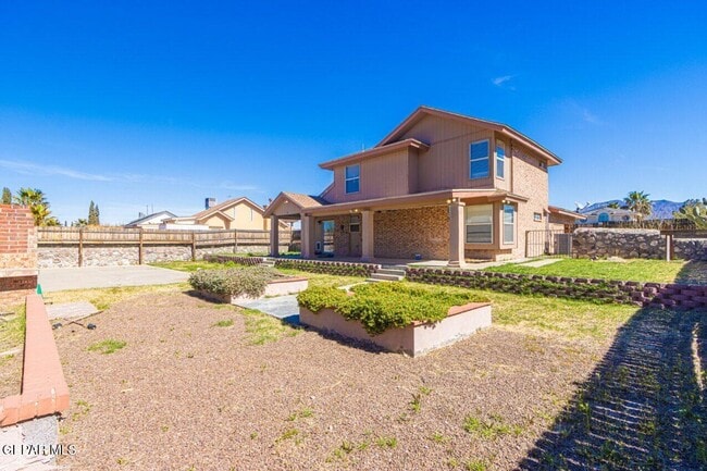 Building Photo - 5717 Saplinas Rd