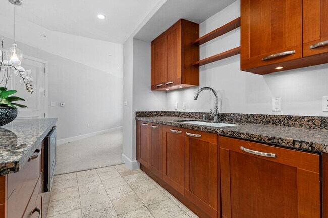 Building Photo - Spacious Irvine Financial District Condo with Full Service Amenities