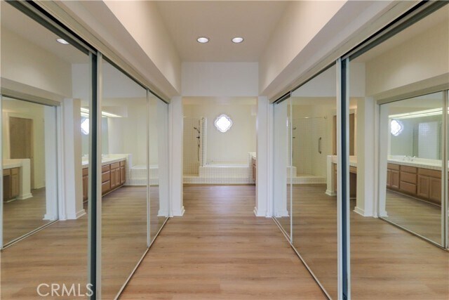 Building Photo - 11 Terraza