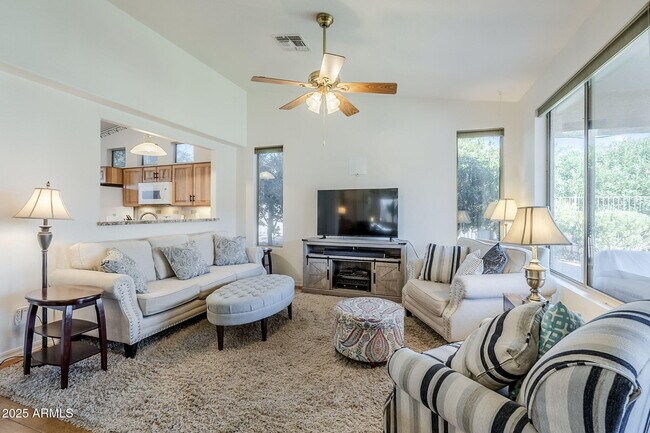 Building Photo - 4269 E Cassia Ln