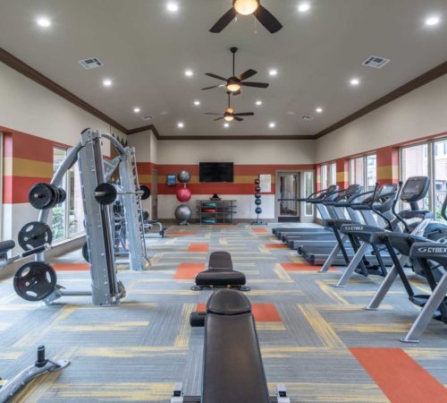 Building Photo - Resort-Style Amenities & $99 App Fee Only!