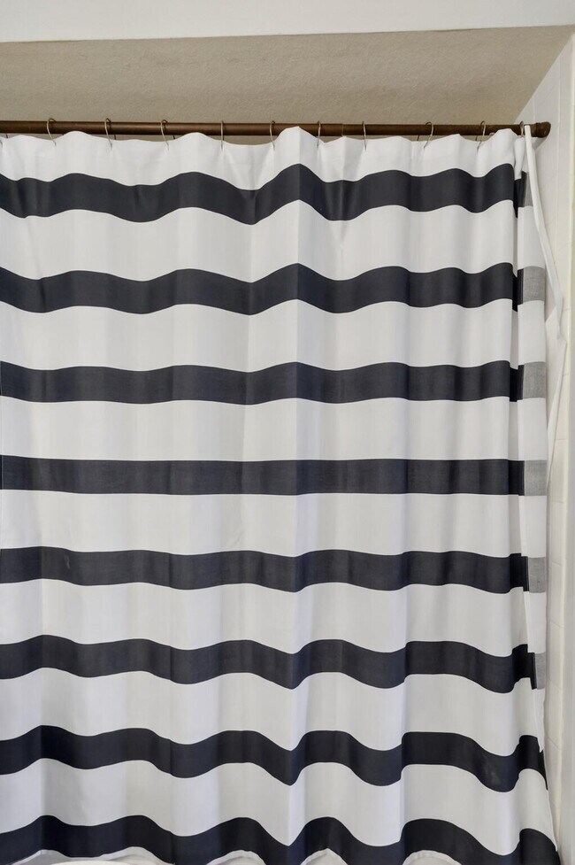 Building Photo - 1740 Palm Cove Blvd