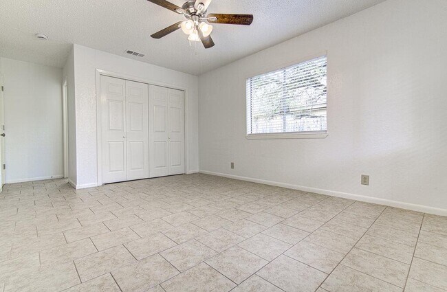 Building Photo - 3603 Rocky Hollow Trail