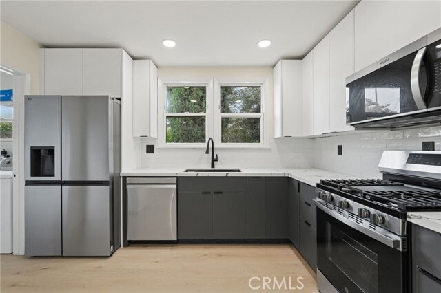 Building Photo - 6556 Corbin Ave