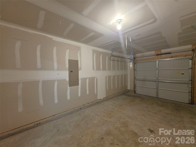 Building Photo - 1156 McRee Heights Cir