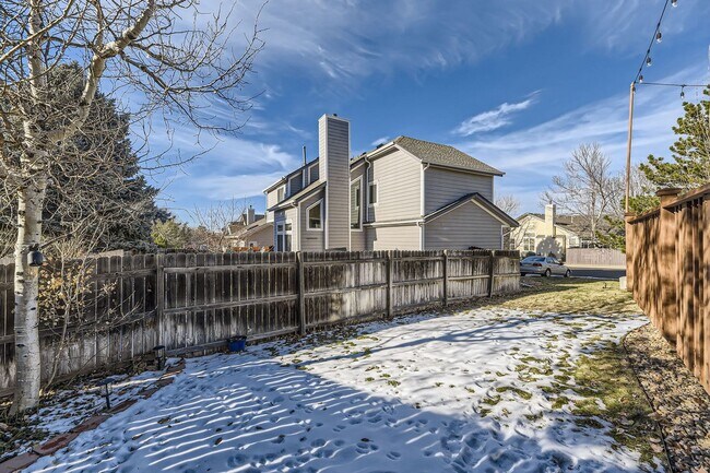 Building Photo - Spacious 4 Bed/ 3 Bath Home with Finished Basement