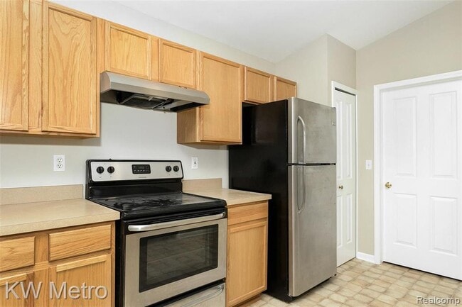 Building Photo - 4121 Hampton Ridge Blvd