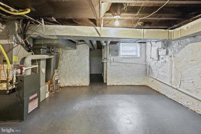 Building Photo - 4801 Cordelia Ave