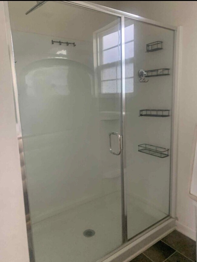 Building Photo - 670 Spruce Garden Ct