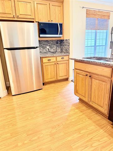 Building Photo - 8364 Fall Crest Dr