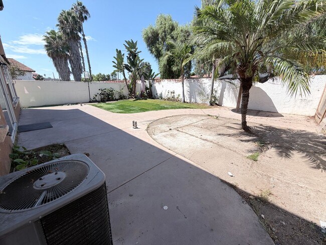 Building Photo - 203 Franciscan Way