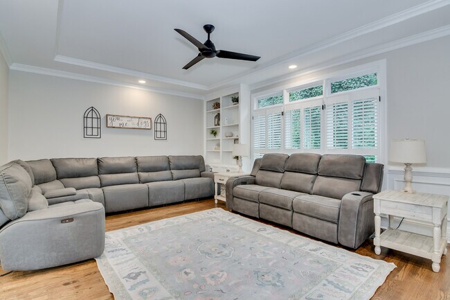 Building Photo - 3557 Stevens Way