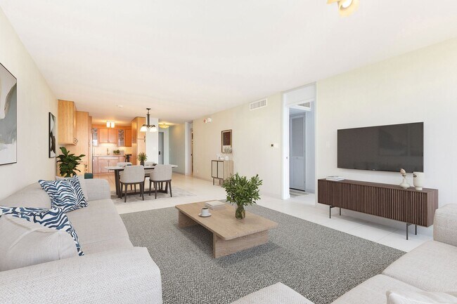 Building Photo - Firework & Harbor Views - Yacht Harbor Tower #1407 1 BD 1 BA 1 PRK