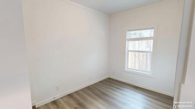 Building Photo - Clean new home in great location. close to downtown, parks, restaurants, shopping