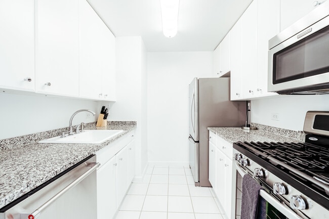Building Photo - 40 Brisa Avenue