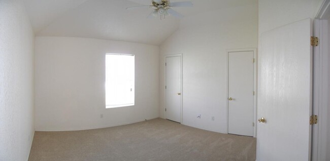 Building Photo - 4303 Deek Dr