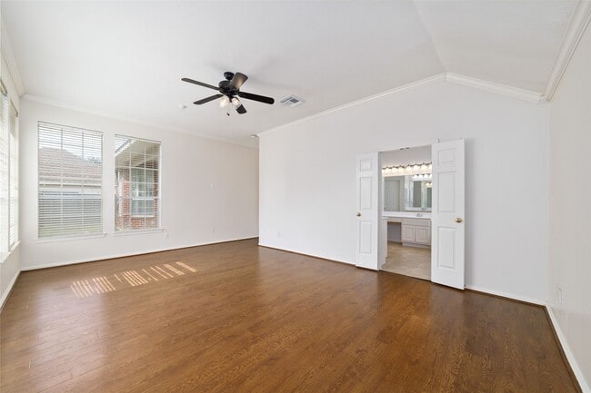 Building Photo - 12215 Salmon Creek