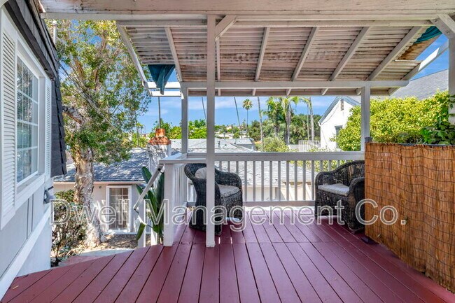 Building Photo - 8451 La Mesa Blvd