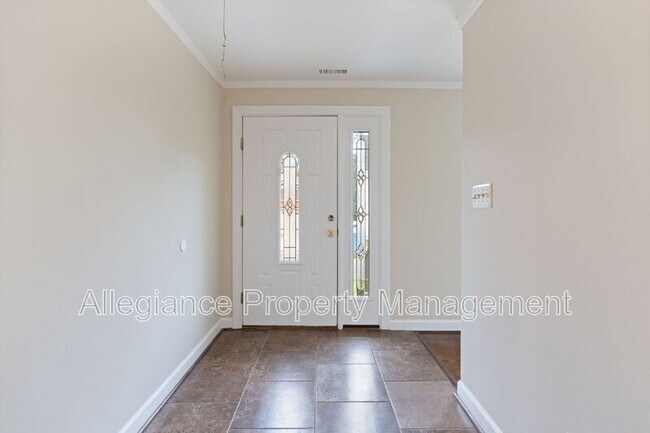 Building Photo - 2311 N Dinwiddie St