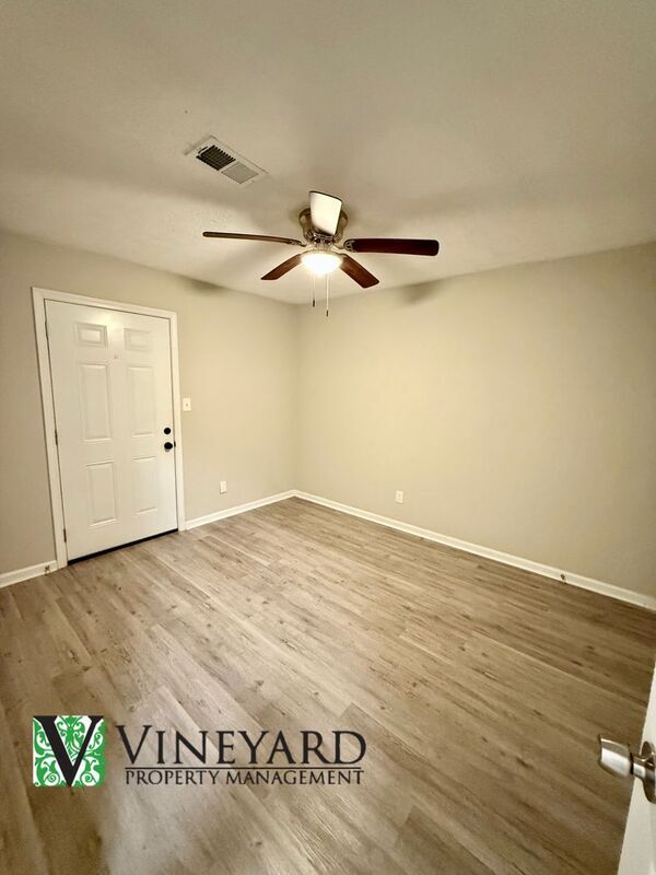 Building Photo - 4311 E Paulding Dr
