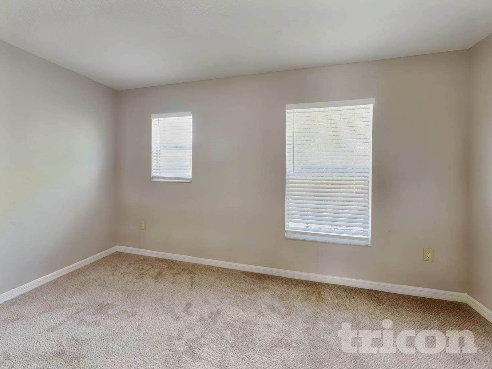 Building Photo - 10432 Boyette Creek Blvd