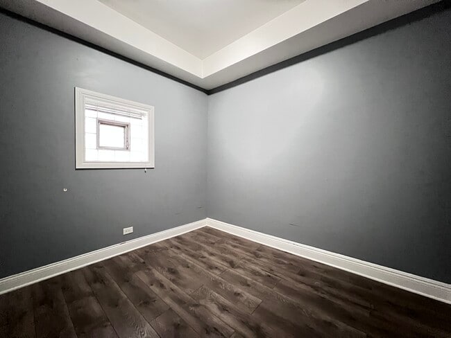 Building Photo - 7057 S Normal Blvd