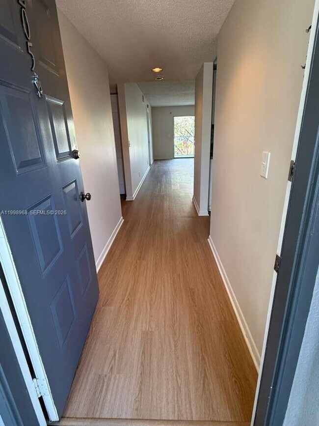 Building Photo - 1401 SW 128th Terrace