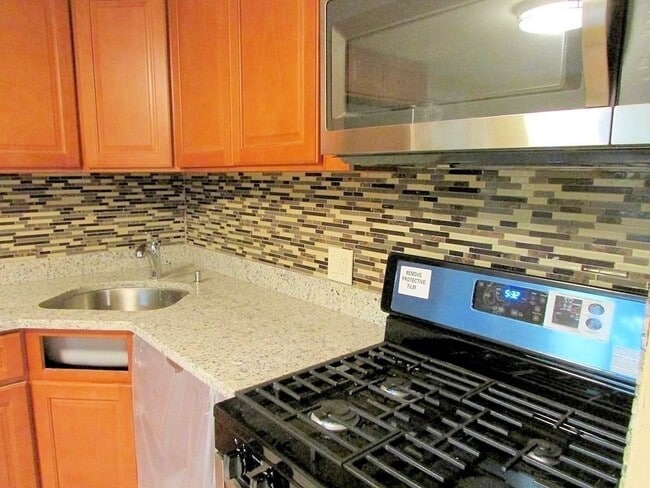 Building Photo - 1450 Washington St