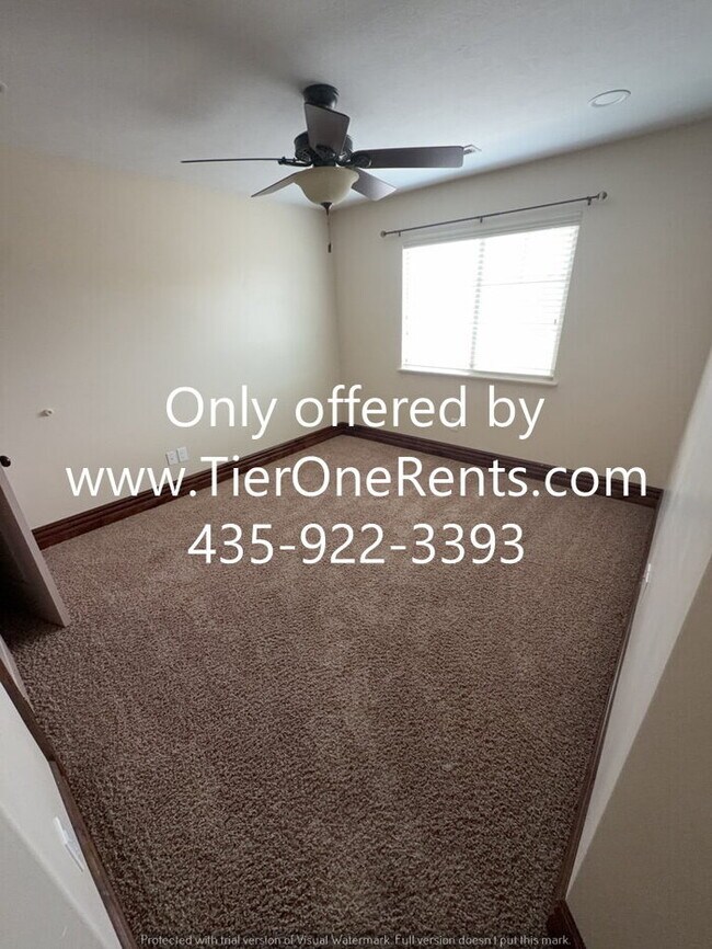 Building Photo - NO DEPOSIT option available for qualified renters!
