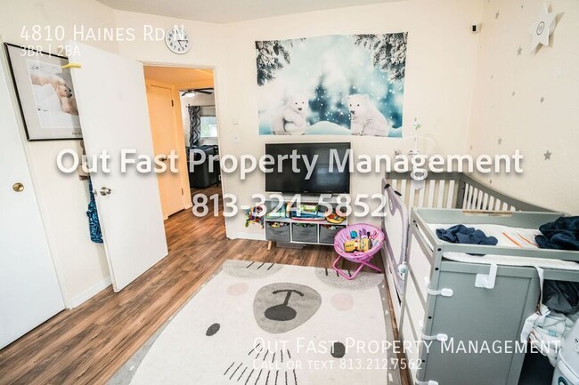 Building Photo - 4810 Haines Rd N