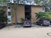 Building Photo - 5529 E Lake Dr