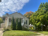 Building Photo - 3423 Osler Ave