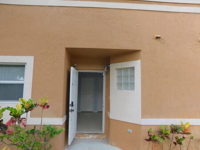 Building Photo - 2470 NW 99th Way