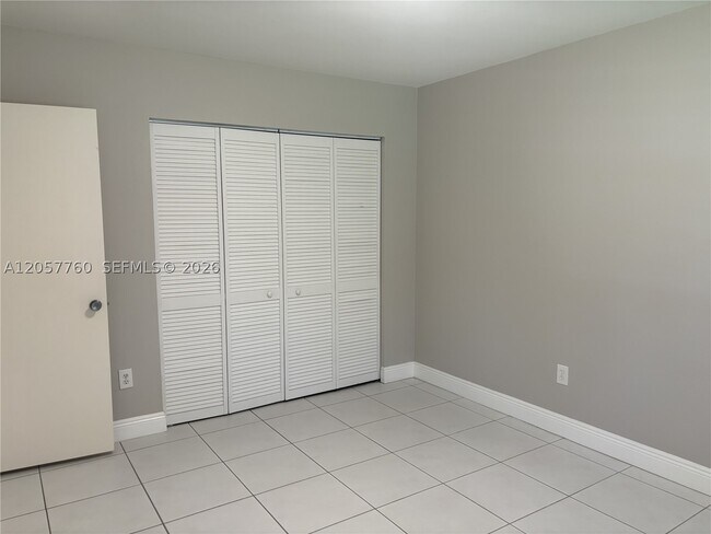 Building Photo - 7965 SW 86th St