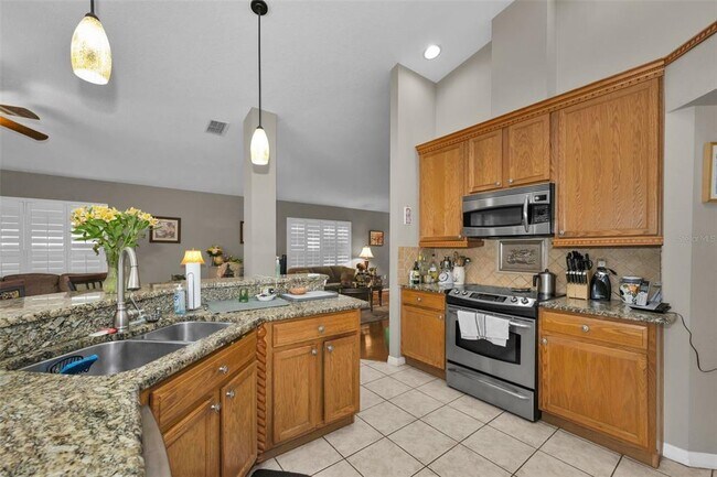Building Photo - 9630 Green Needle Dr
