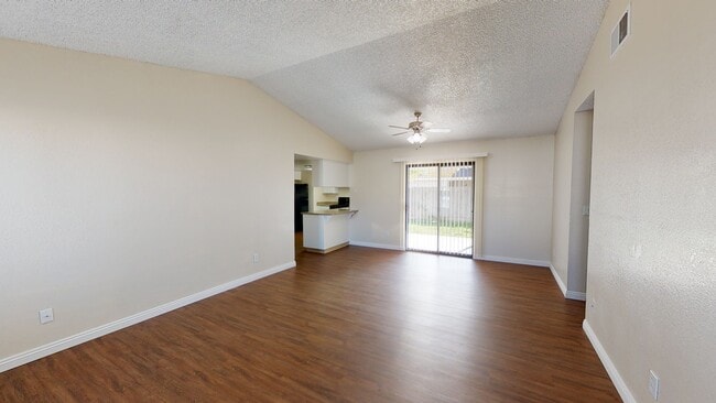 Building Photo - Sunset Gardens Apartments