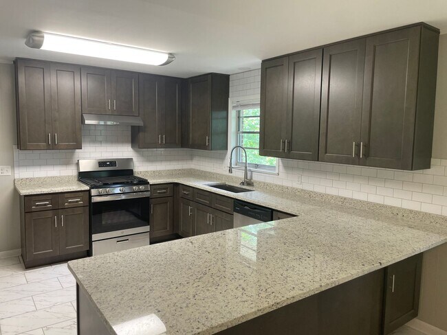 Building Photo - 3785 Pop Stone Cir