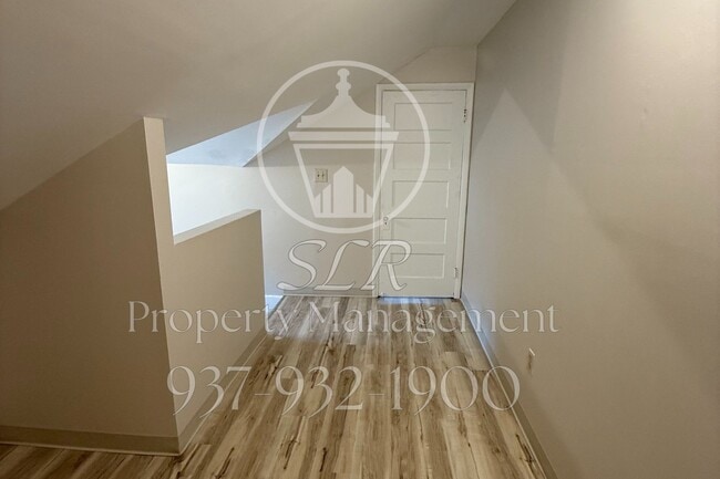 Building Photo - 541 Grafton Ave