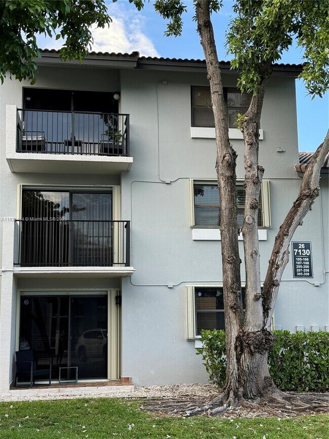 Primary Photo - 7130 NW 179th St