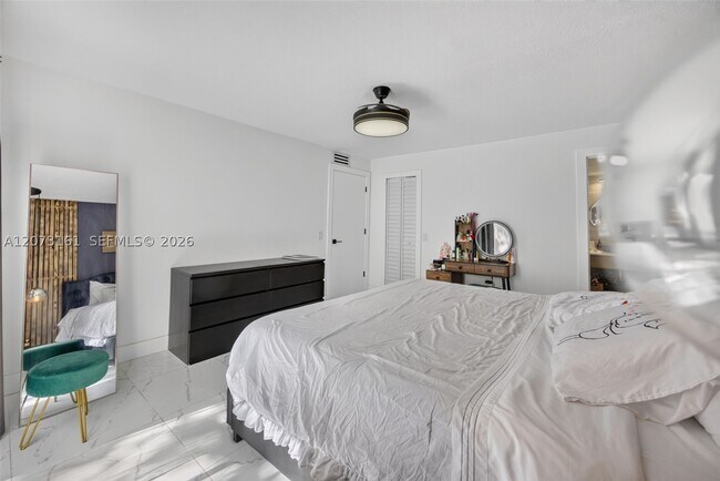 Building Photo - 8490 SW 154th Cir Ct